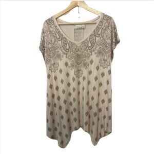 Chico’s Zenergy Cream Paisley Floral Lace Handkerchief Hem Blouse Top